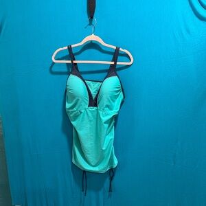 Free Country Green and Dark Blue Swim Top Size XXL/19